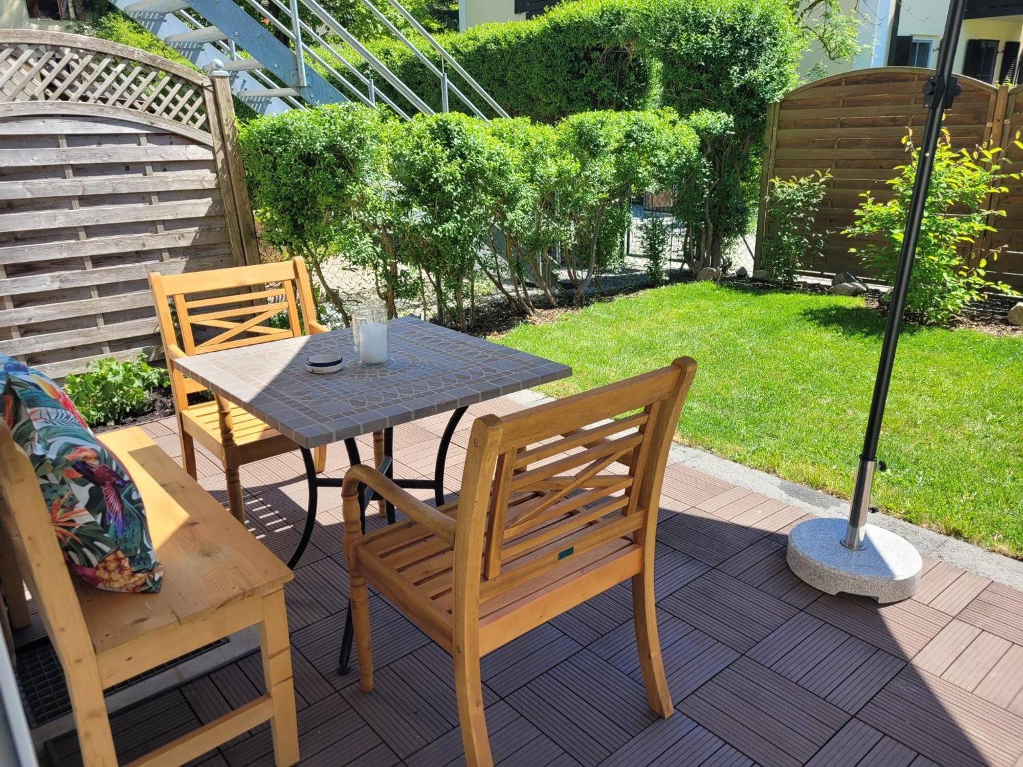 Am Stadtpark Apartment *